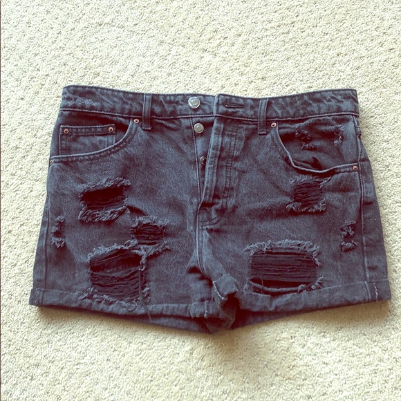 Forever 21 Pants - black ripped shorts